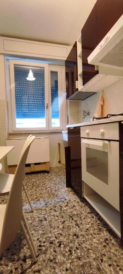 Casa Dante Leilighet Riva del Garda Eksteriør bilde